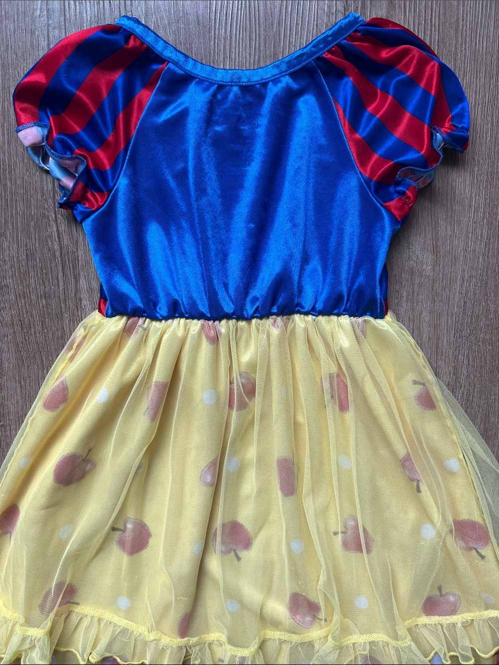 Disney Snow White Girls Nightgown in Royal Blue with Yellow & Red Apples Size 6 - Picture 11 of 16